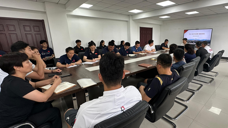 学校党委常委、副院长苗治文为附属竞技体育学校上“学习党的二十届三中全会精神 赓续沈体荣光”主题党课