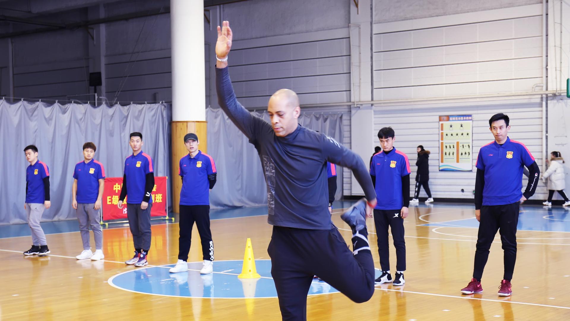 中国篮协2018年E级教练员培训班在我校开班