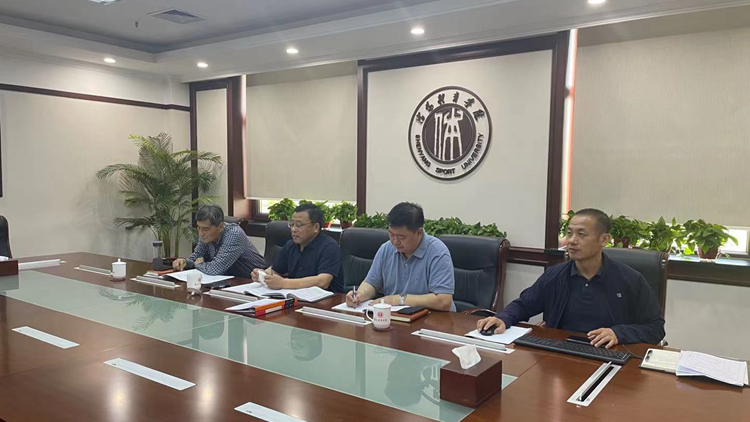 学校党委理论学习中心组开展2022年第六次集体学习