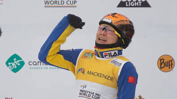 我校空中技巧运动员世界杯赛再获佳绩